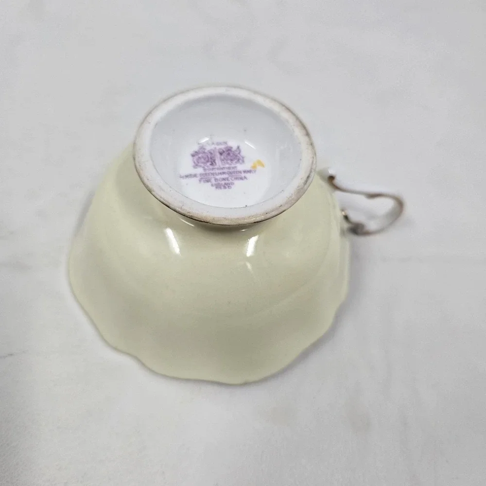 Paragon Fine Bone China Teacup & Saucer Black Yellow Hibiscus Vintage